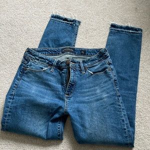 Lucky Brand Hayden Crop size 6/28